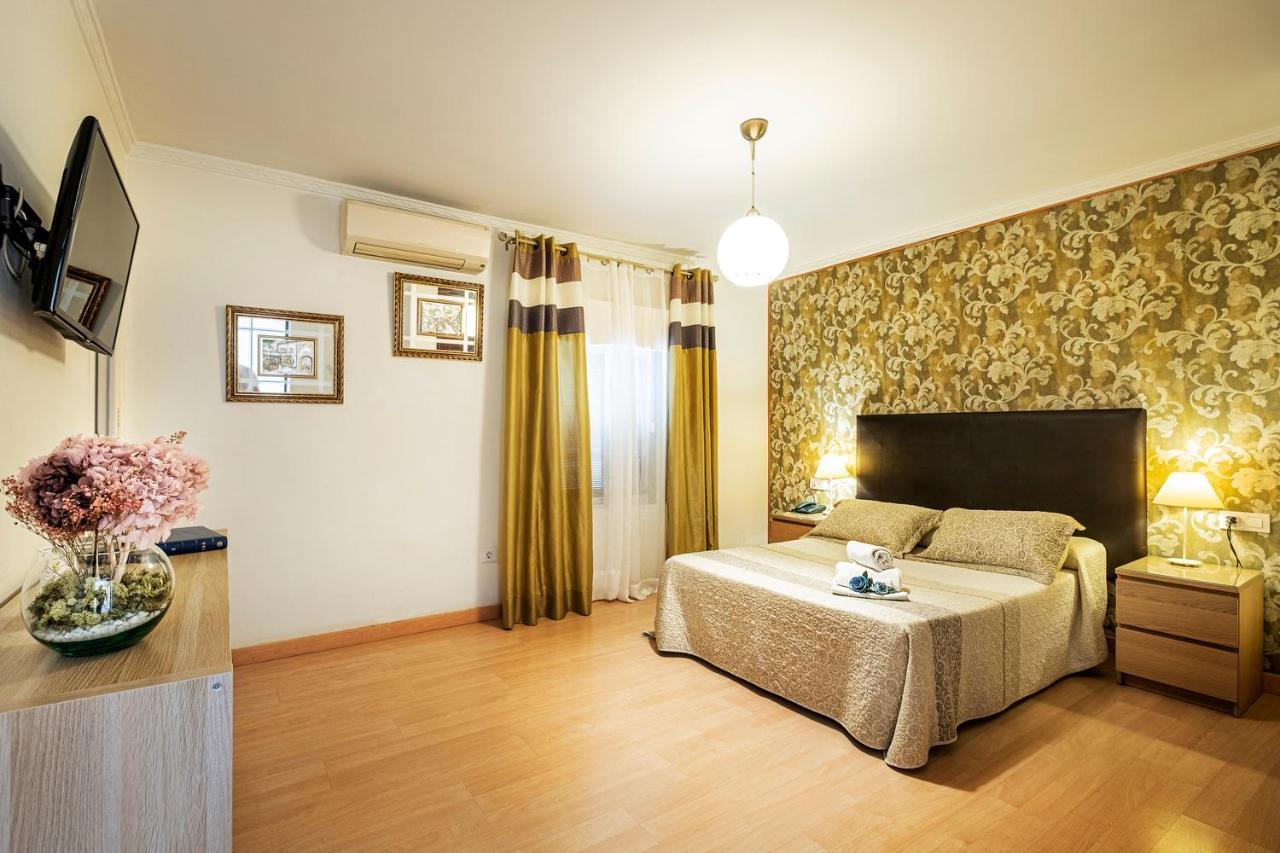 Hotel Ginés Εξωτερικό φωτογραφία